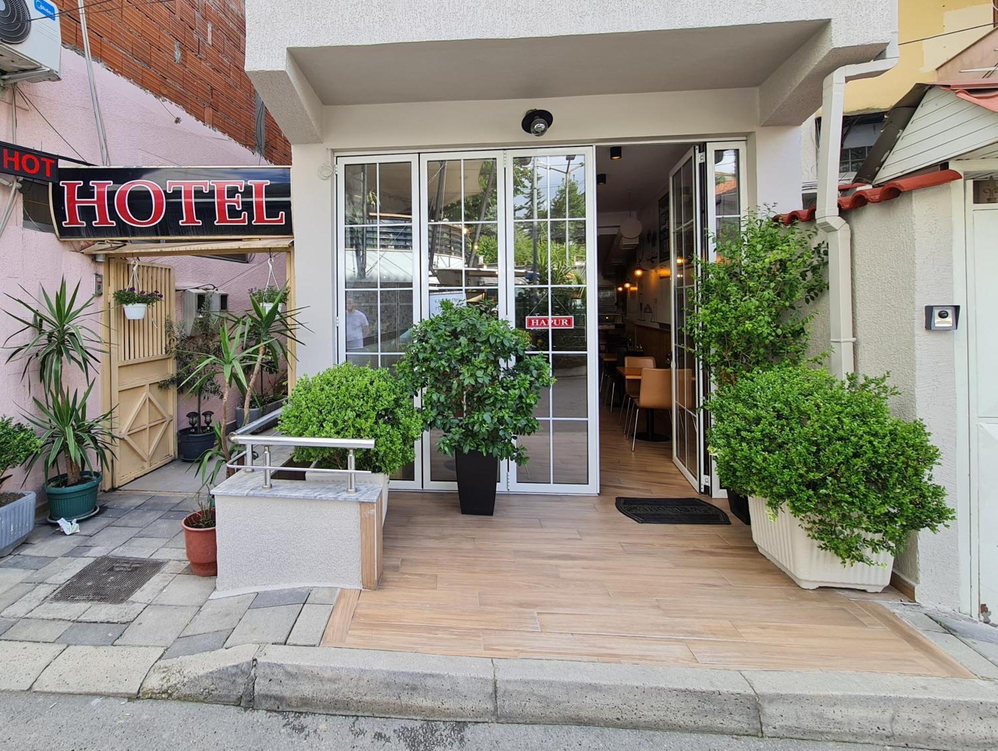 Hotel La Villa Tiranë Ngoại thất bức ảnh
