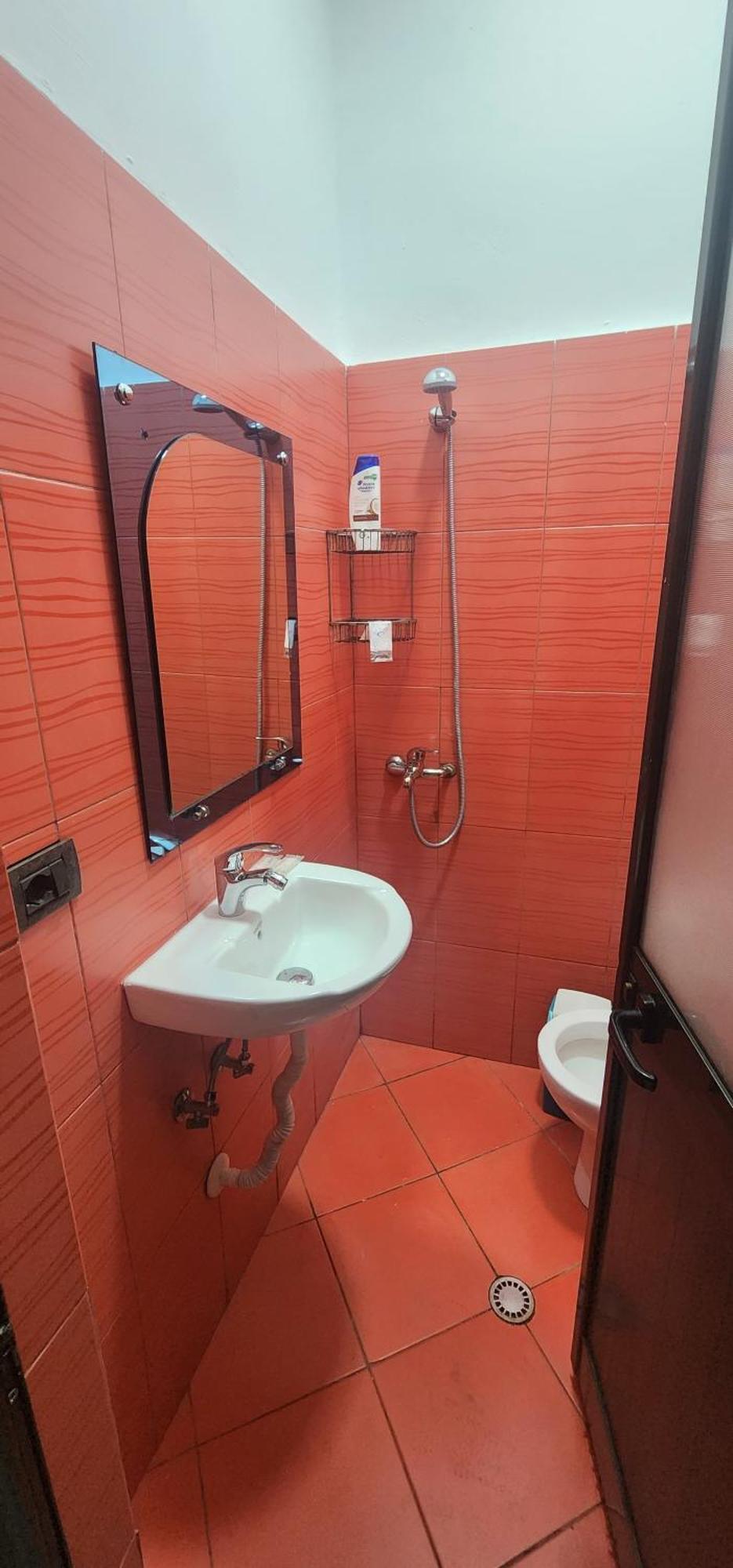Hotel La Villa Tiranë Ngoại thất bức ảnh