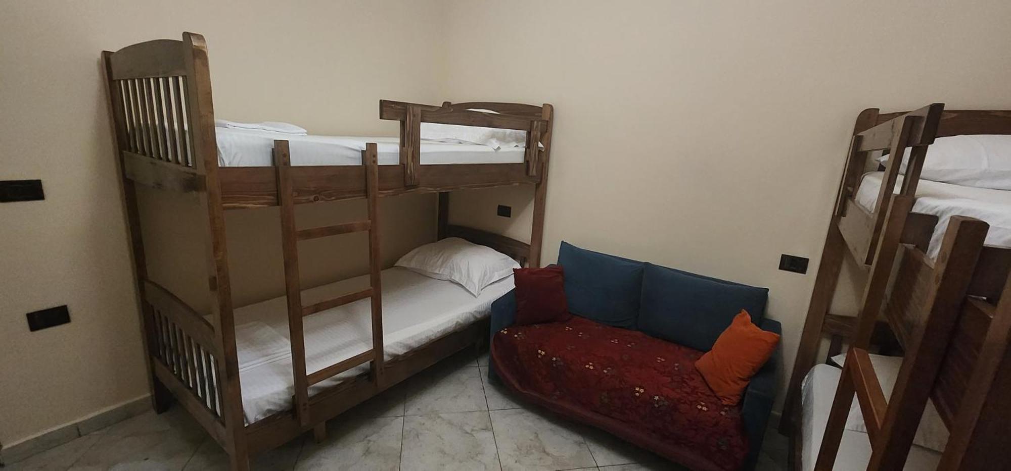 Hotel La Villa Tiranë Ngoại thất bức ảnh